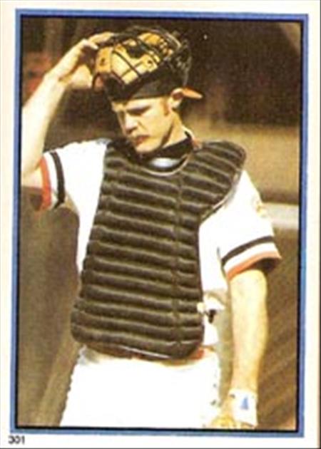 1983 Topps Baseball Stickers     301     Milt May